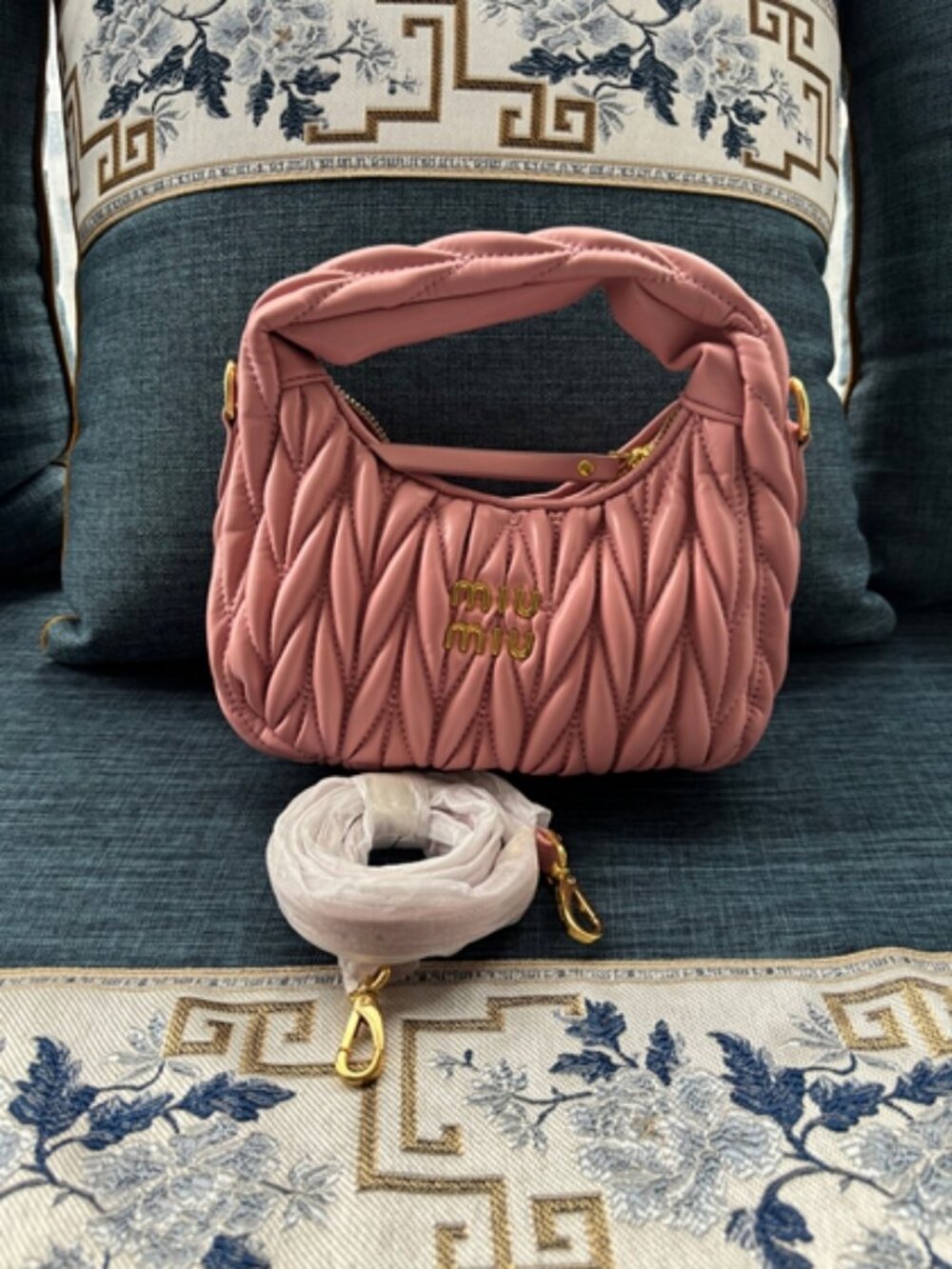 💜MIU MIU💜 pink leather handbag